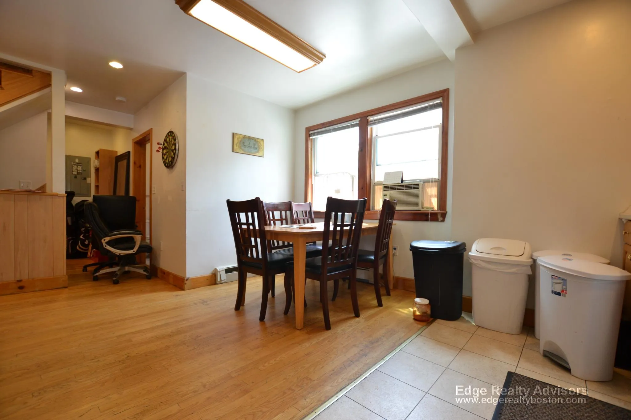 6 bed, 2 bath apartment for rent at 46 Gardner St Unit 3, Allston — photo 4 of 12