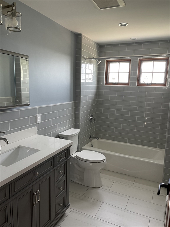 4 bed, 2 bath apartment for rent at 46 Gerrish St Unit 46, Brighton — photo 19 of 24