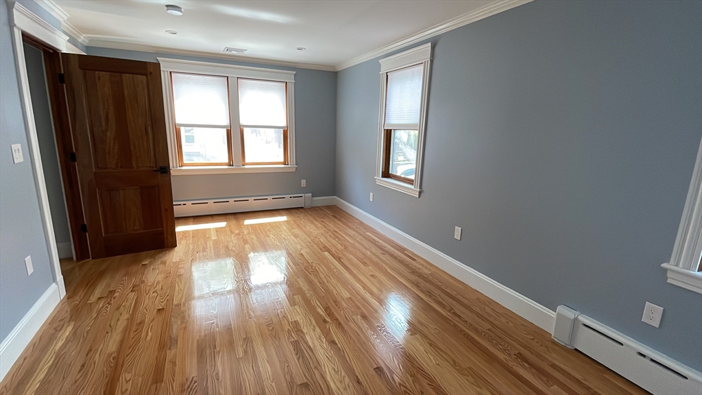 4 bed, 2 bath apartment for rent at 46 Gerrish St Unit 46, Brighton — photo 6 of 24