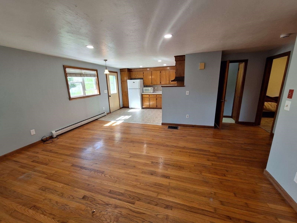 2 bed, 1 bath apartment for rent at 46 Glenn St, Three Rivers — photo 1 of 9
