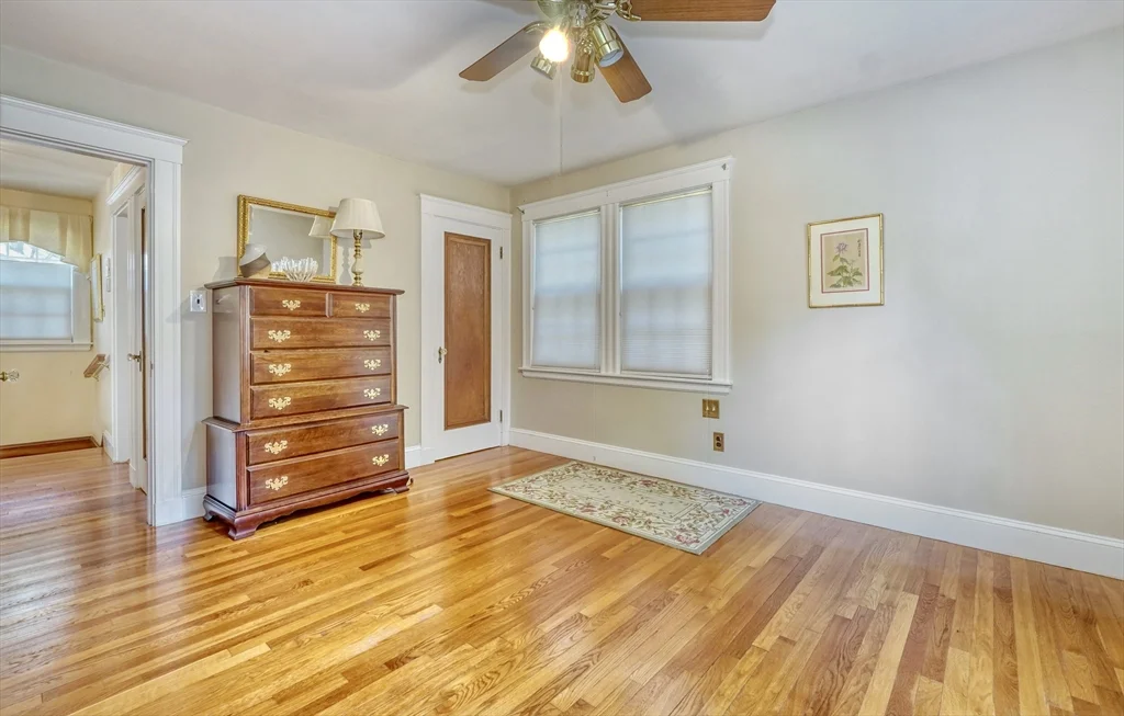 3 bed, 2 bath apartment for rent at 46 Goss Ave, Melrose — photo 26 of 40