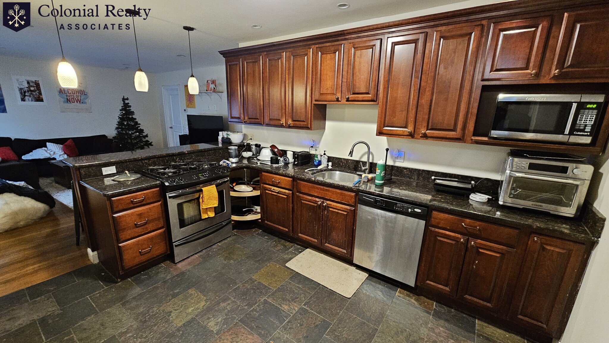 6 bed, 2.5 bath apartment for rent at 46 Greycliff Unit 3, Brighton — photo 2 of 13