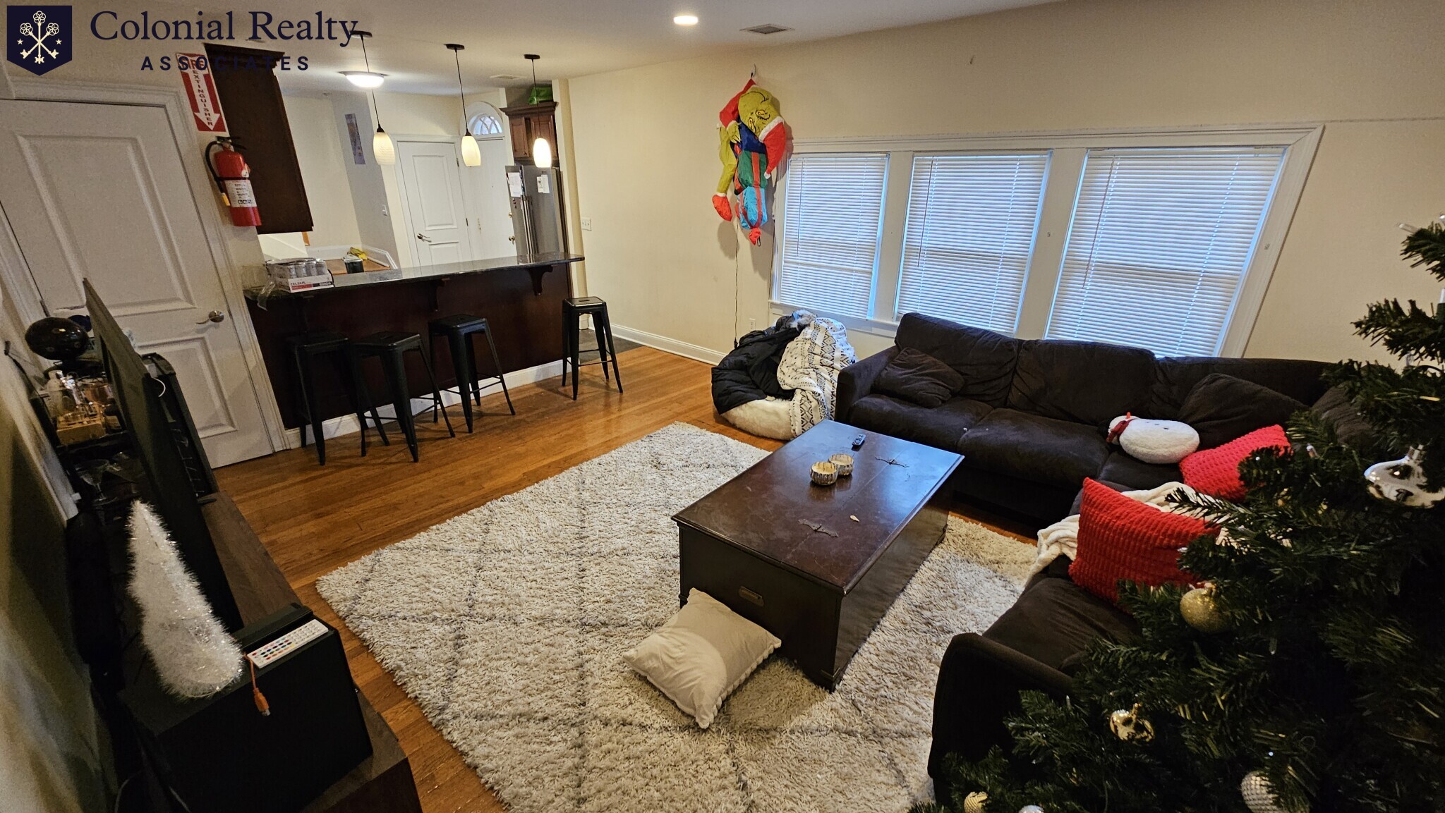 6 bed, 2.5 bath apartment for rent at 46 Greycliff Unit 3, Brighton