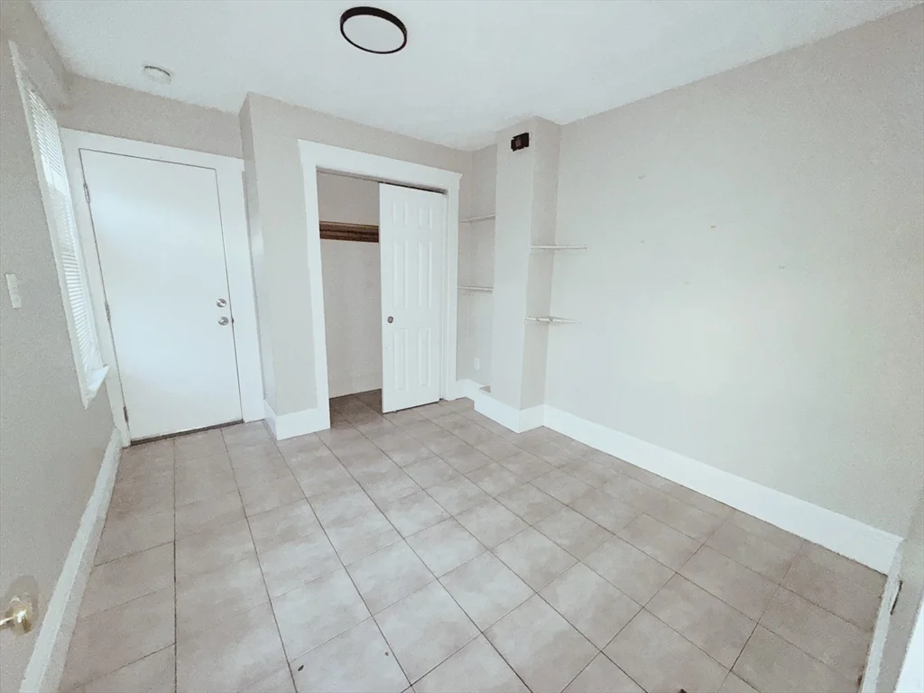 3 bed, 1 bath apartment for rent at 46 Grove St Unit 3, Lynn — photo 8 of 8