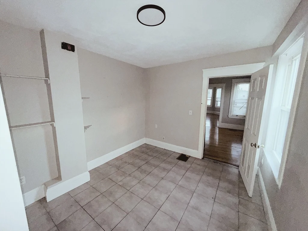 3 bed, 1 bath apartment for rent at 46 Grove St Unit 3, Lynn — photo 7 of 8