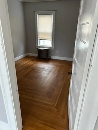 3 bed, 1 bath apartment for rent at 46 Hambly St Unit Unit 2, Fall River — photo 6 of 8