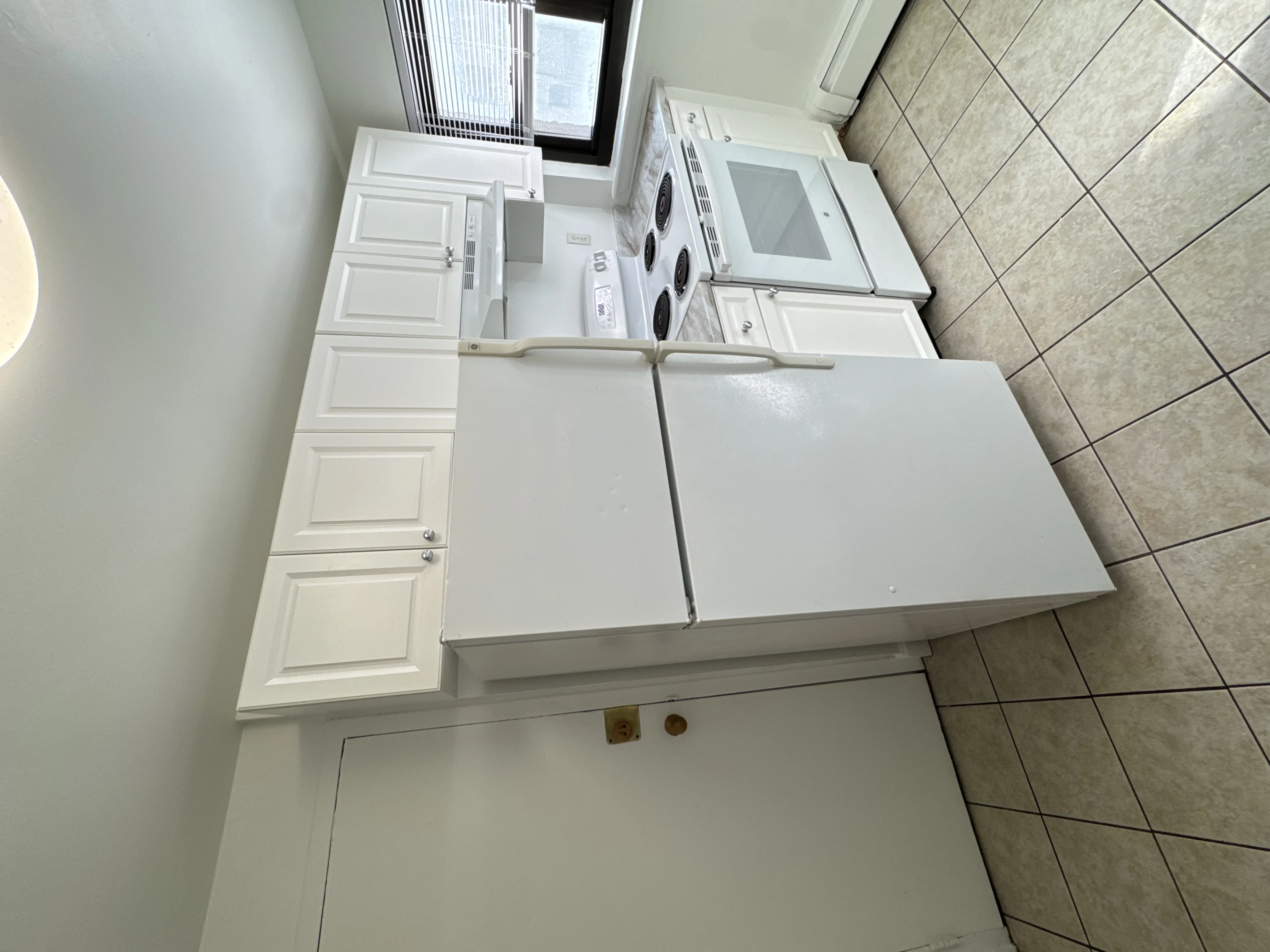 1 bed, 1 bath apartment for rent at 46 Harvard Ave Unit 1, Coolidge Corner — photo 2 of 4
