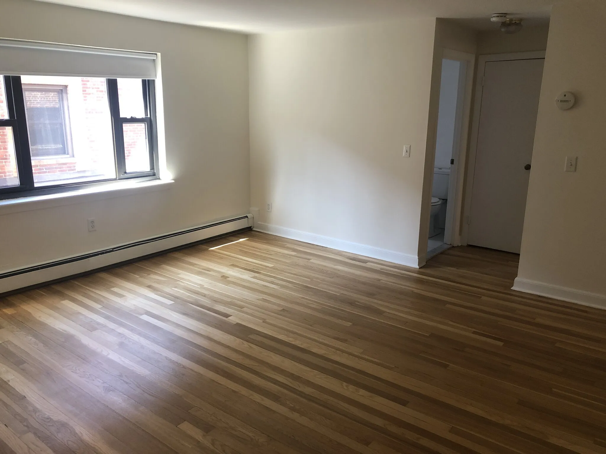 1 bed, 1 bath apartment for rent at 46 Harvard Ave Unit 2, Harvard Avenue — photo 5 of 14