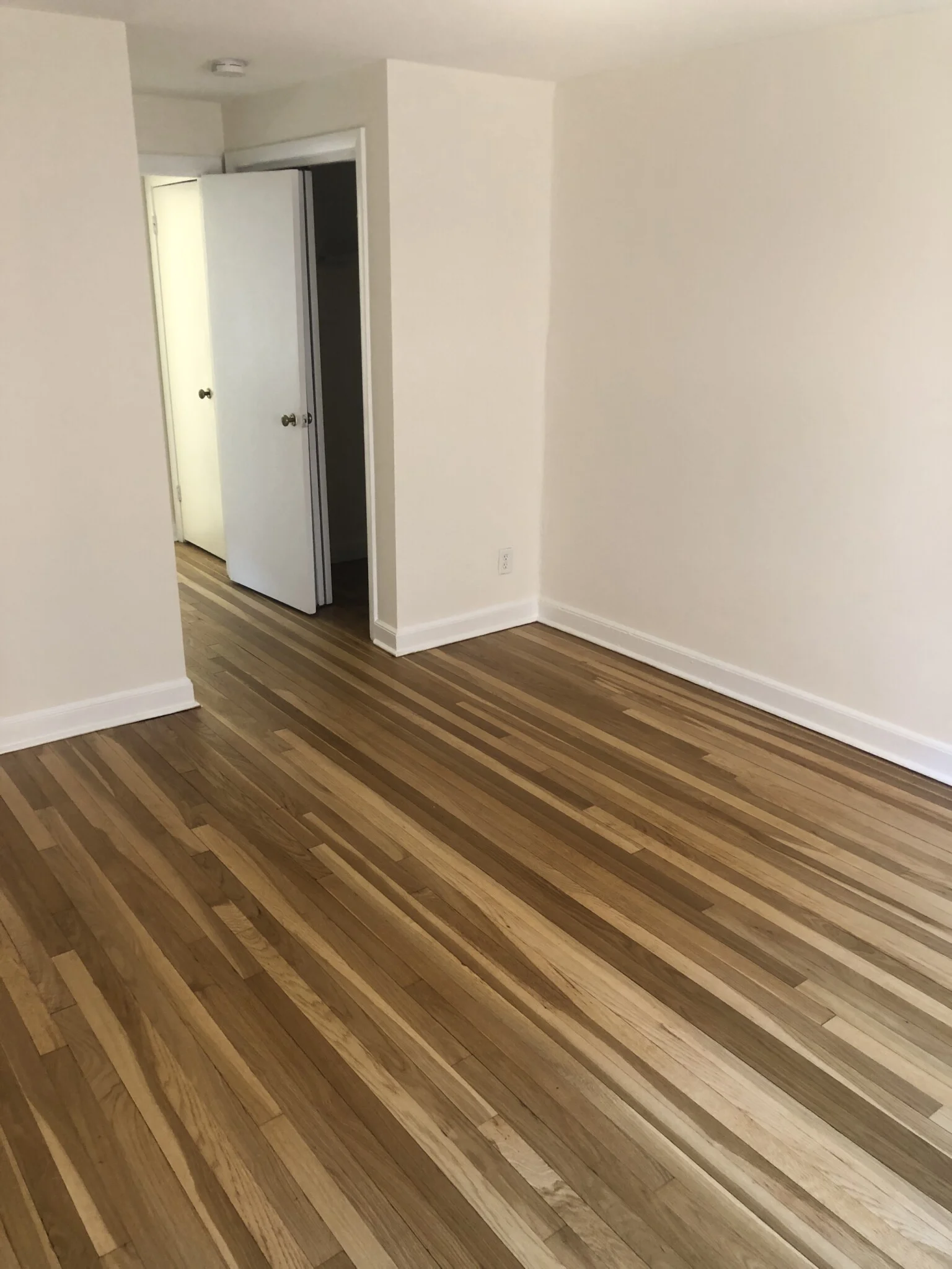 1 bed, 1 bath apartment for rent at 46 Harvard Ave Unit 2, Harvard Avenue — photo 14 of 14