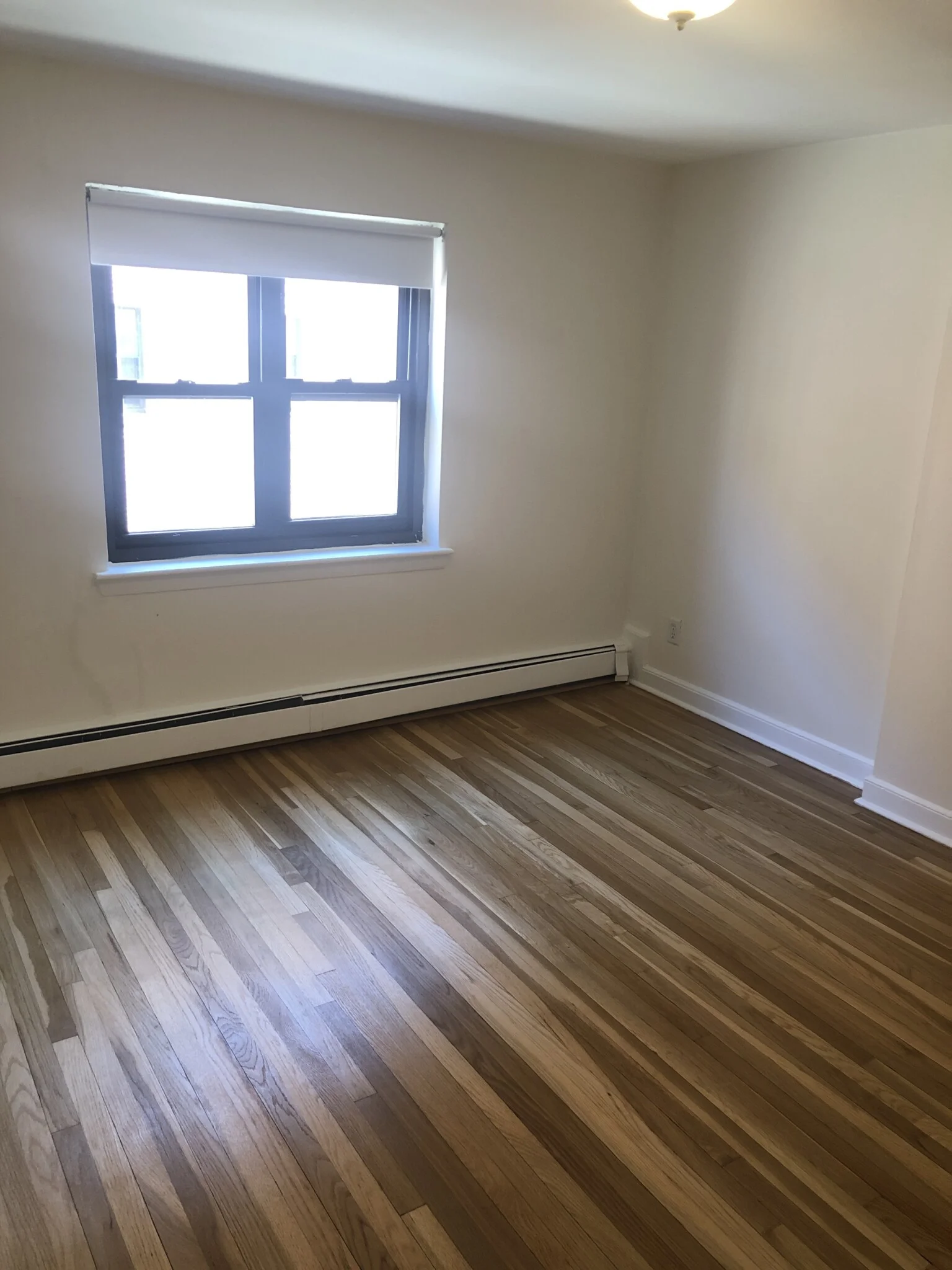 1 bed, 1 bath apartment for rent at 46 Harvard Ave Unit 2, Harvard Avenue — photo 13 of 14