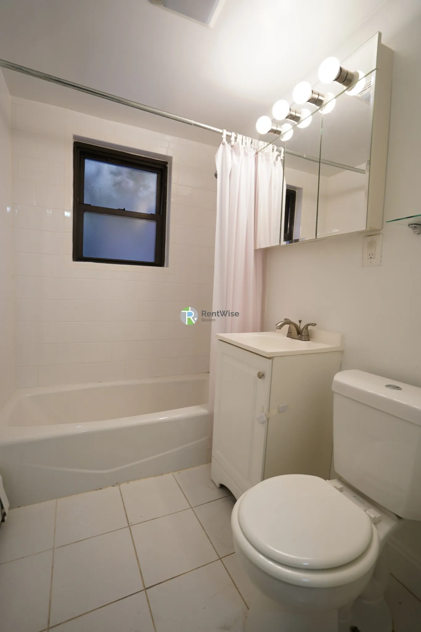 1 bed, 1 bath apartment for rent at 46 Harvard Ave Unit Bl, Allston — photo 9 of 12