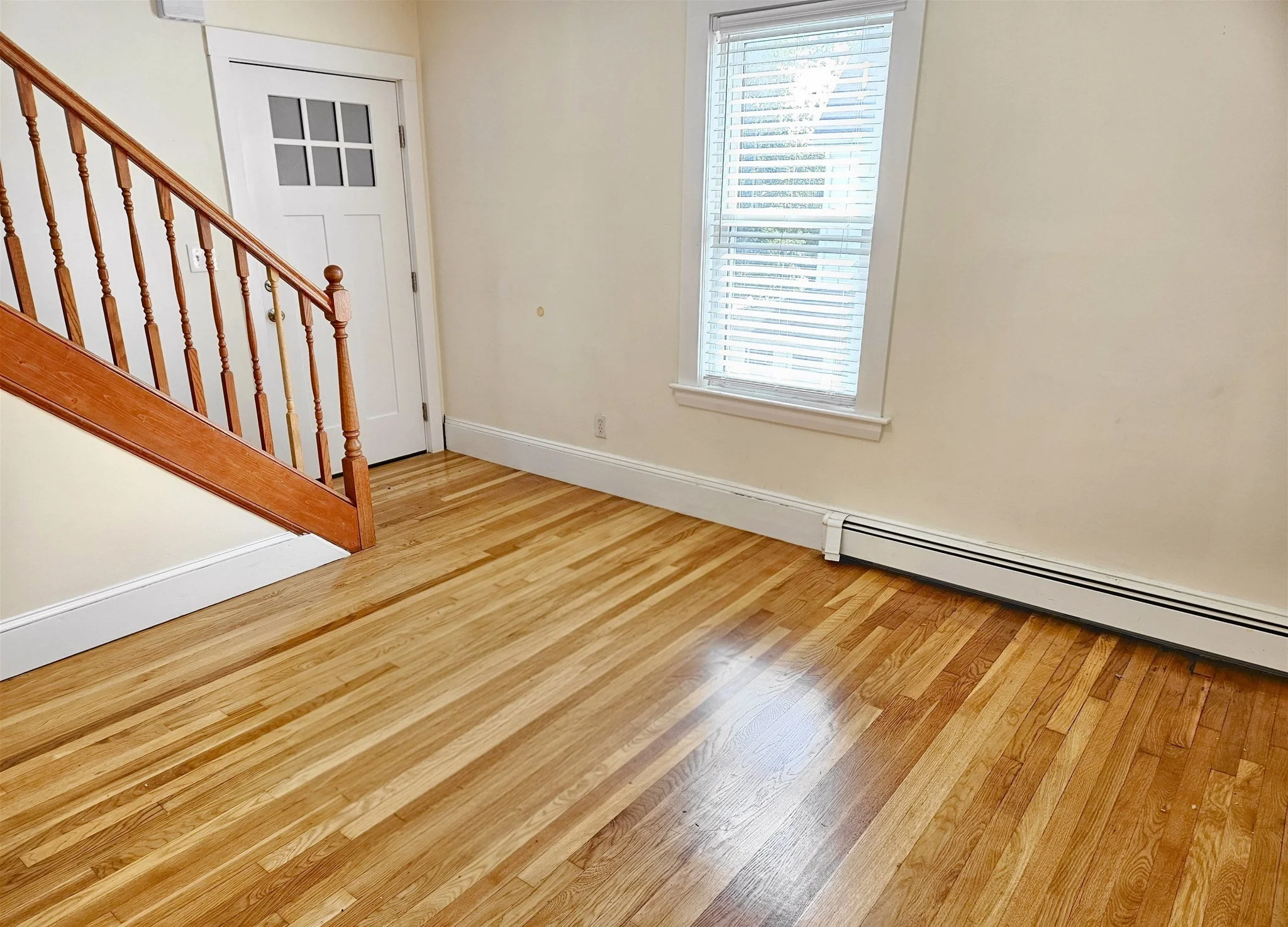3 bed, 2 bath apartment for rent at 46 Home St Unit 2, Malden — photo 2 of 21