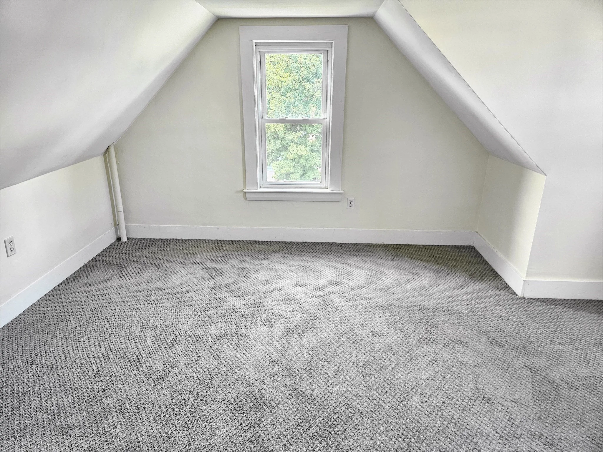 3 bed, 2 bath apartment for rent at 46 Home St Unit 2, Malden — photo 16 of 21