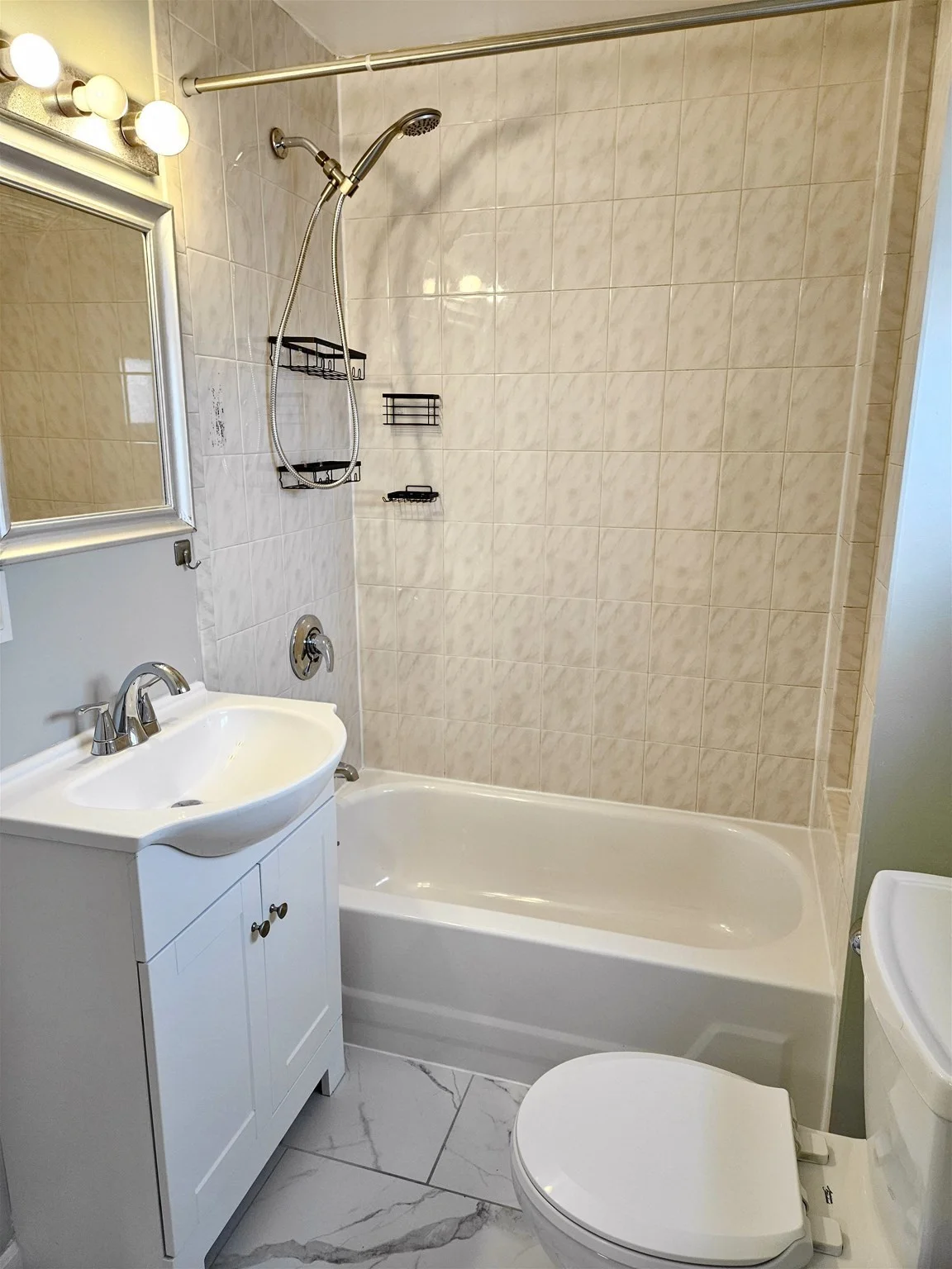 3 bed, 2 bath apartment for rent at 46 Home St Unit 2, Malden — photo 9 of 21