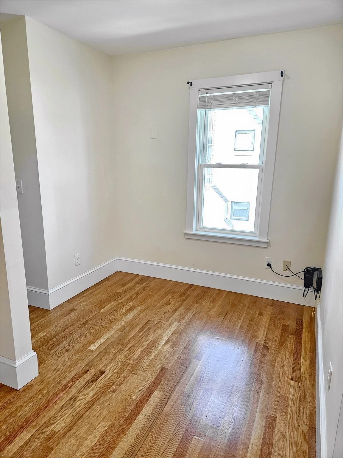 3 bed, 2 bath apartment for rent at 46 Home St Unit 2, Malden — photo 6 of 21