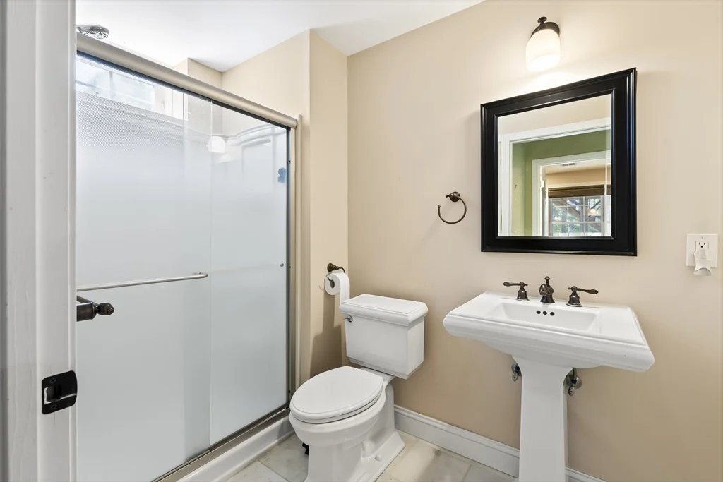 5 bed, 4+ bath apartment for rent at 46 Hound Pack Cir, Walpole — photo 39 of 42