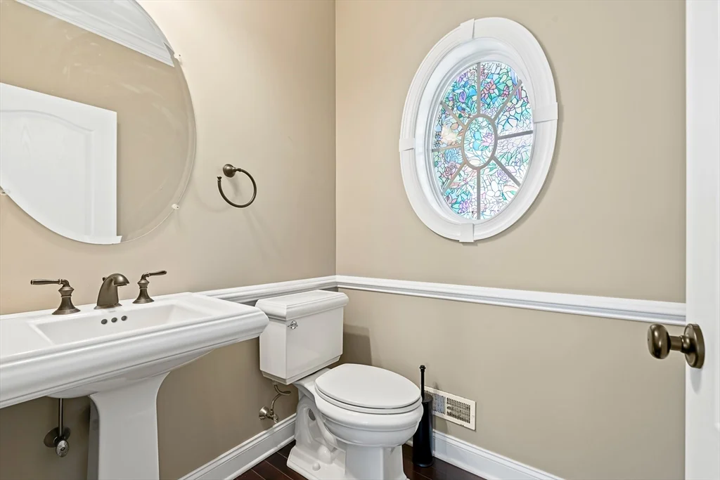 5 bed, 4+ bath apartment for rent at 46 Hound Pack Cir, Walpole — photo 10 of 42