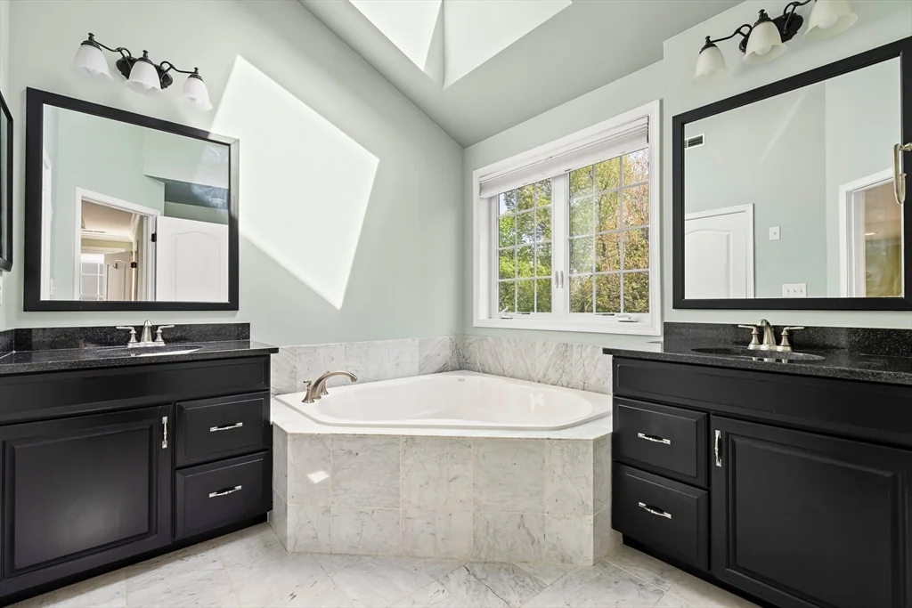 5 bed, 4+ bath apartment for rent at 46 Hound Pack Cir, Walpole — photo 23 of 42