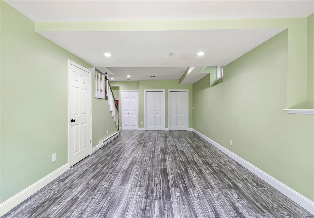 5 bed, 4+ bath apartment for rent at 46 Hound Pack Cir, Walpole — photo 34 of 42