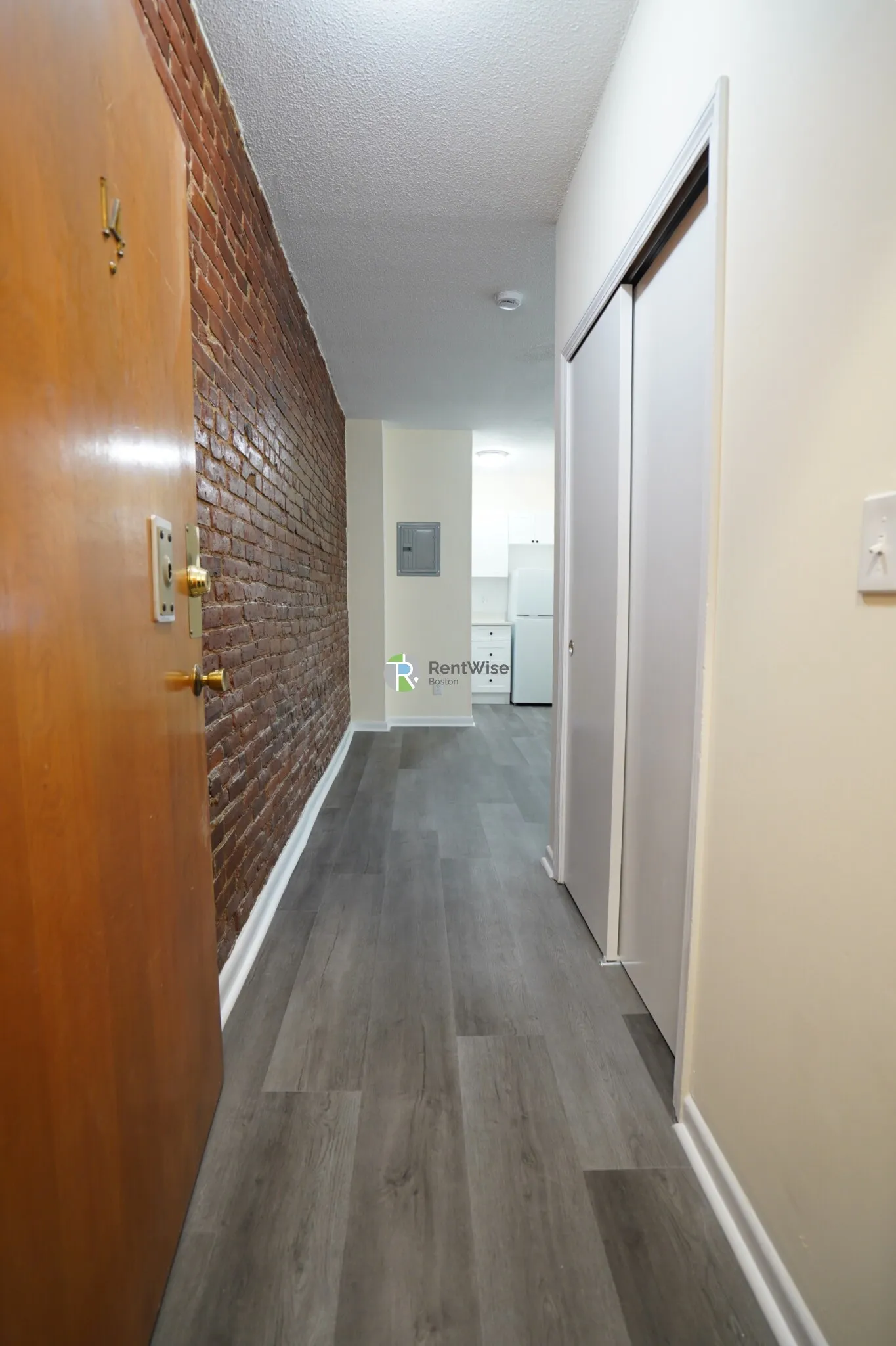 1 bed, 1 bath apartment for rent at 46 South Huntington Ave Unit 14, Back Bay — photo 1 of 14