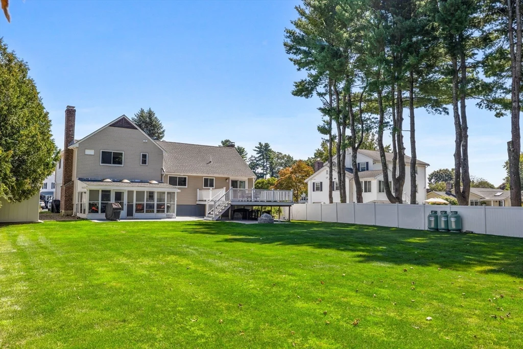 4 bed, 2 bath apartment for rent at 46 Juniper Dr, Saugus — photo 26 of 30
