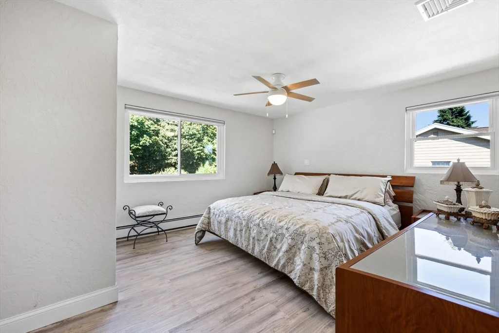 4 bed, 2 bath apartment for rent at 46 Juniper Dr, Saugus — photo 17 of 30
