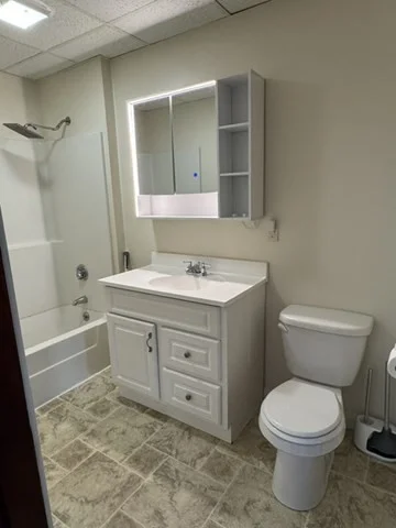 2 bed, 1 bath apartment for rent at 46 King Phillip Rd Unit 2, Worcester — photo 15 of 15