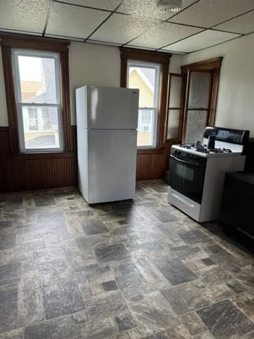 2 bed, 1 bath apartment for rent at 46 King Phillip Rd Unit 2, Worcester — photo 6 of 15