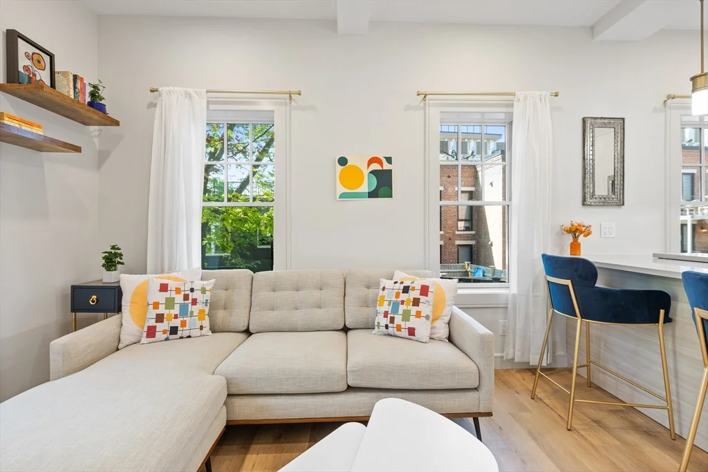 1 bed, 1 bath apartment for rent at 46 Lancaster Ter Unit 46, Coolidge Corner — photo 2 of 24