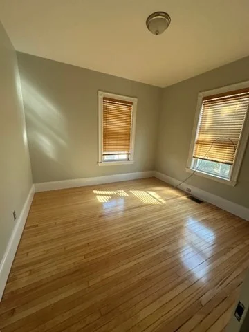 3 bed, 1 bath apartment for rent at 46 Lawrence St Unit 1, Medford — photo 4 of 9