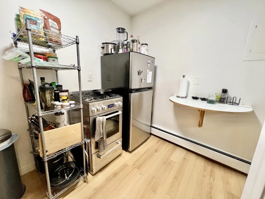 Studio bed, 1 bath apartment for rent at 46 Lewis St Unit A, North End — photo 11 of 15