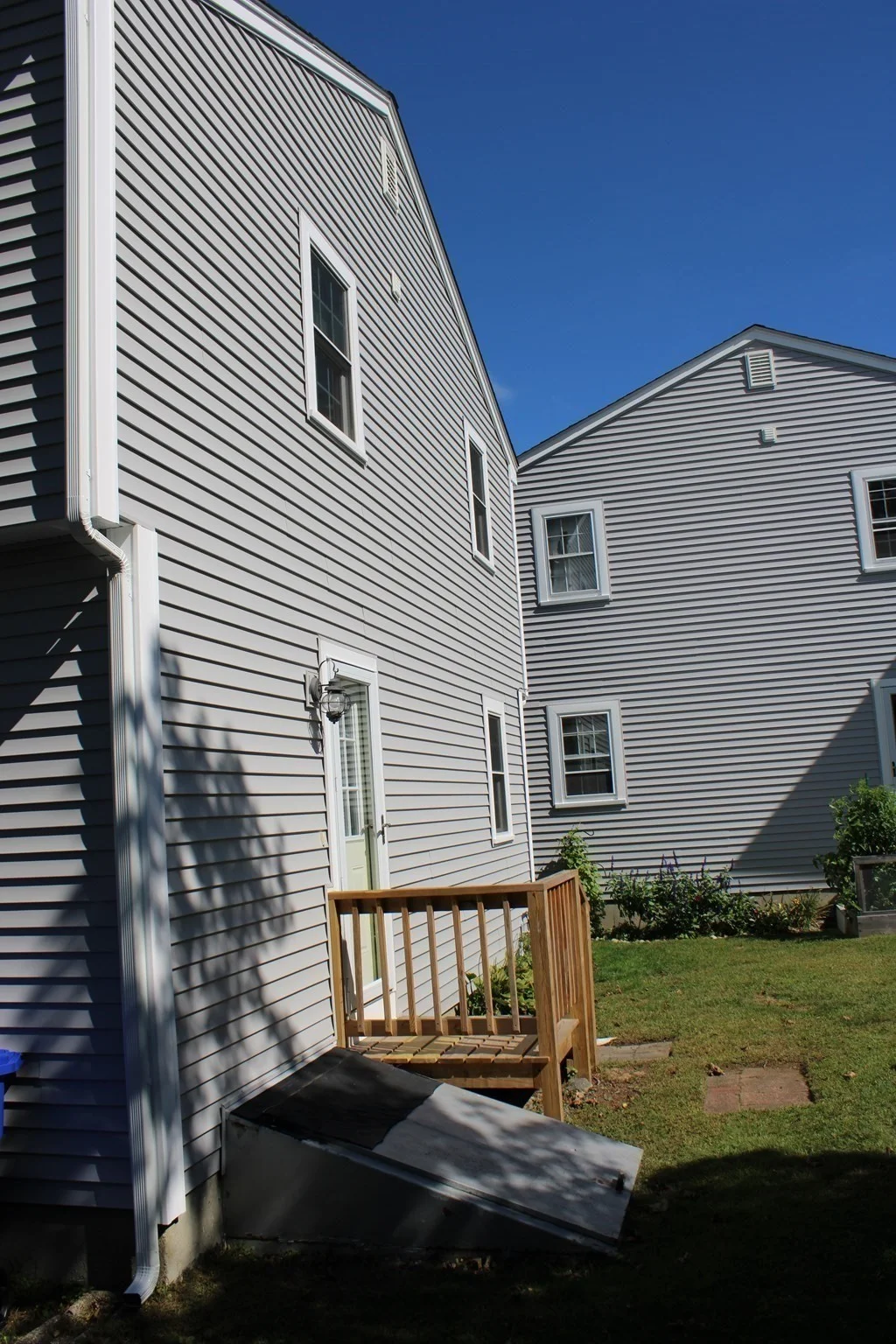 2 bed, 1 bath apartment for rent at 46 Lincoln Ave Unit 46A, Marblehead — photo 3 of 12
