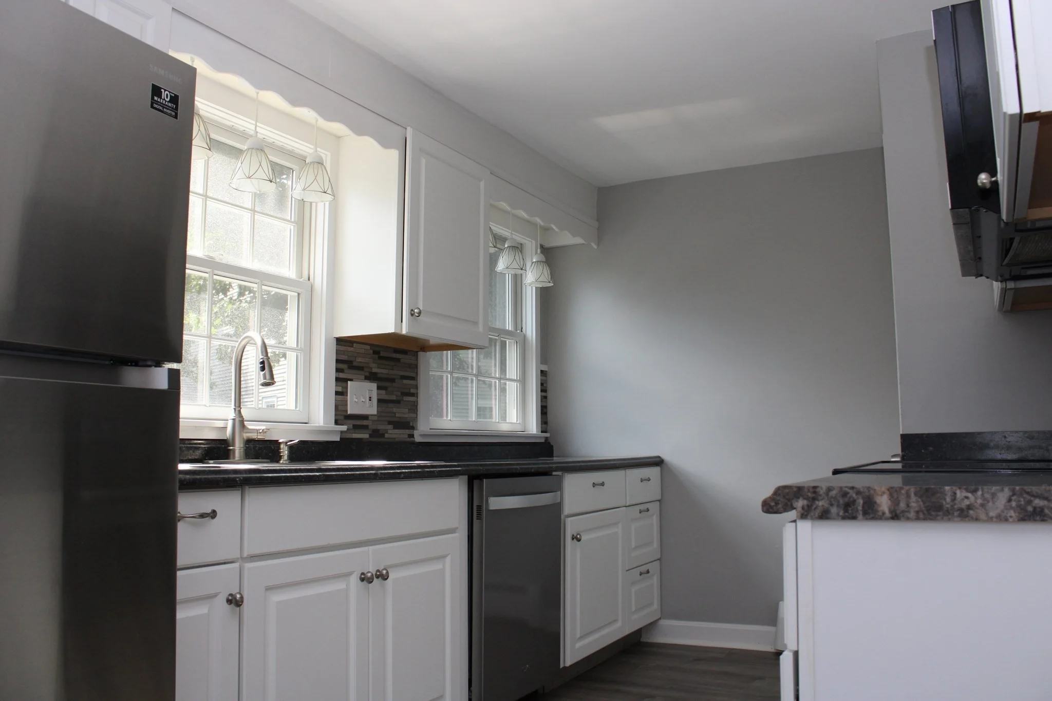 2 bed, 1 bath apartment for rent at 46 Lincoln Ave Unit 46A, Marblehead — photo 5 of 12
