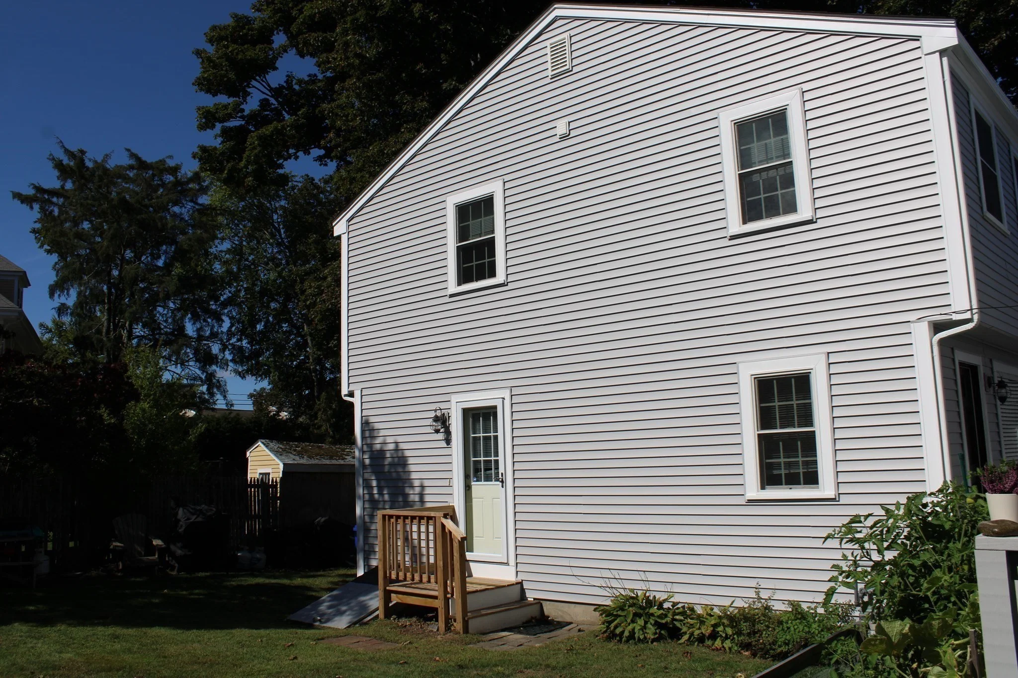 2 bed, 1 bath apartment for rent at 46 Lincoln Ave Unit 46A, Marblehead — photo 4 of 12