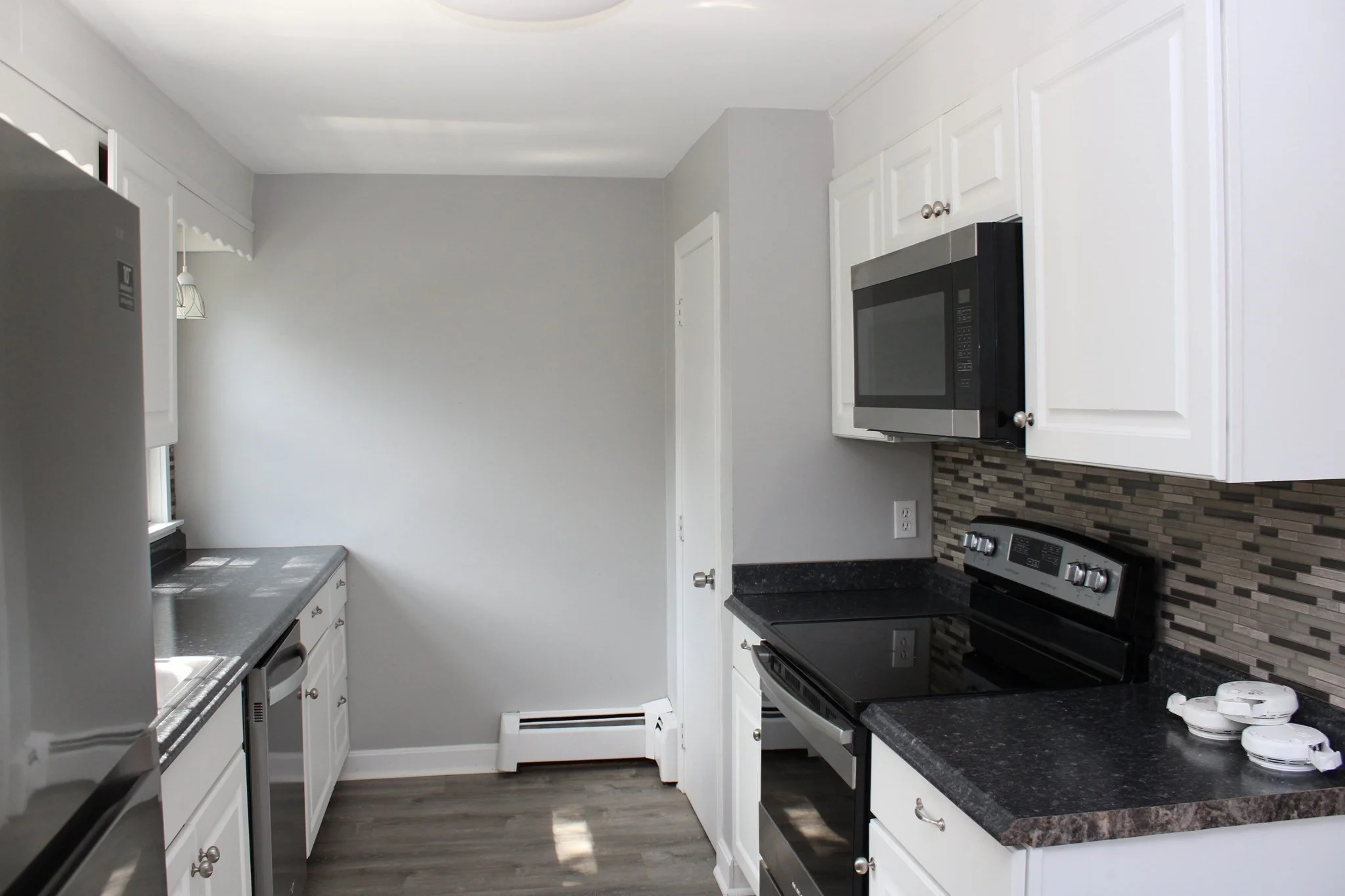 2 bed, 1 bath apartment for rent at 46 Lincoln Ave Unit 46A, Marblehead — photo 6 of 12