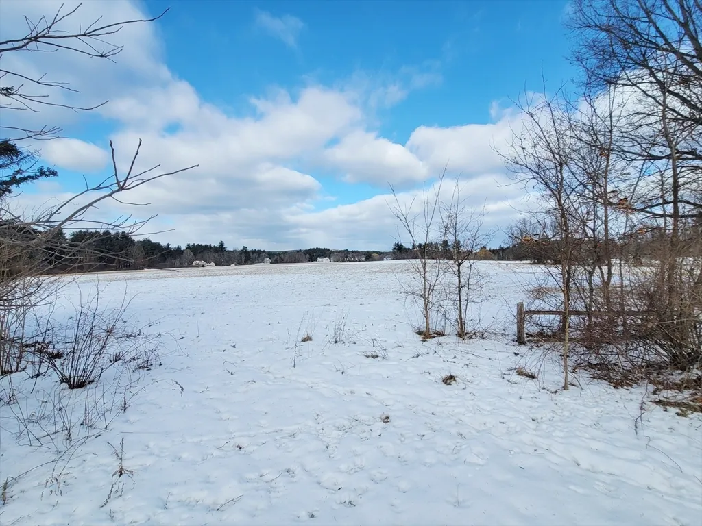 2 bed, 2 bath apartment for rent at 46 Long Hill Rd Unit Right, Groton — photo 10 of 31