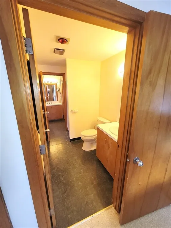 2 bed, 2 bath apartment for rent at 46 Long Hill Rd Unit Right, Groton — photo 24 of 31