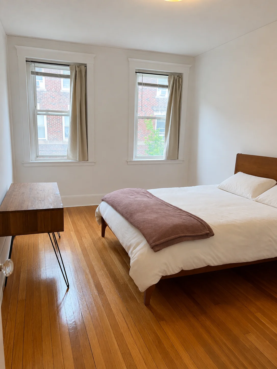 2 bed, 1 bath apartment for rent at 46 Longwood Ave Unit 3, Coolidge Corner — photo 6 of 12