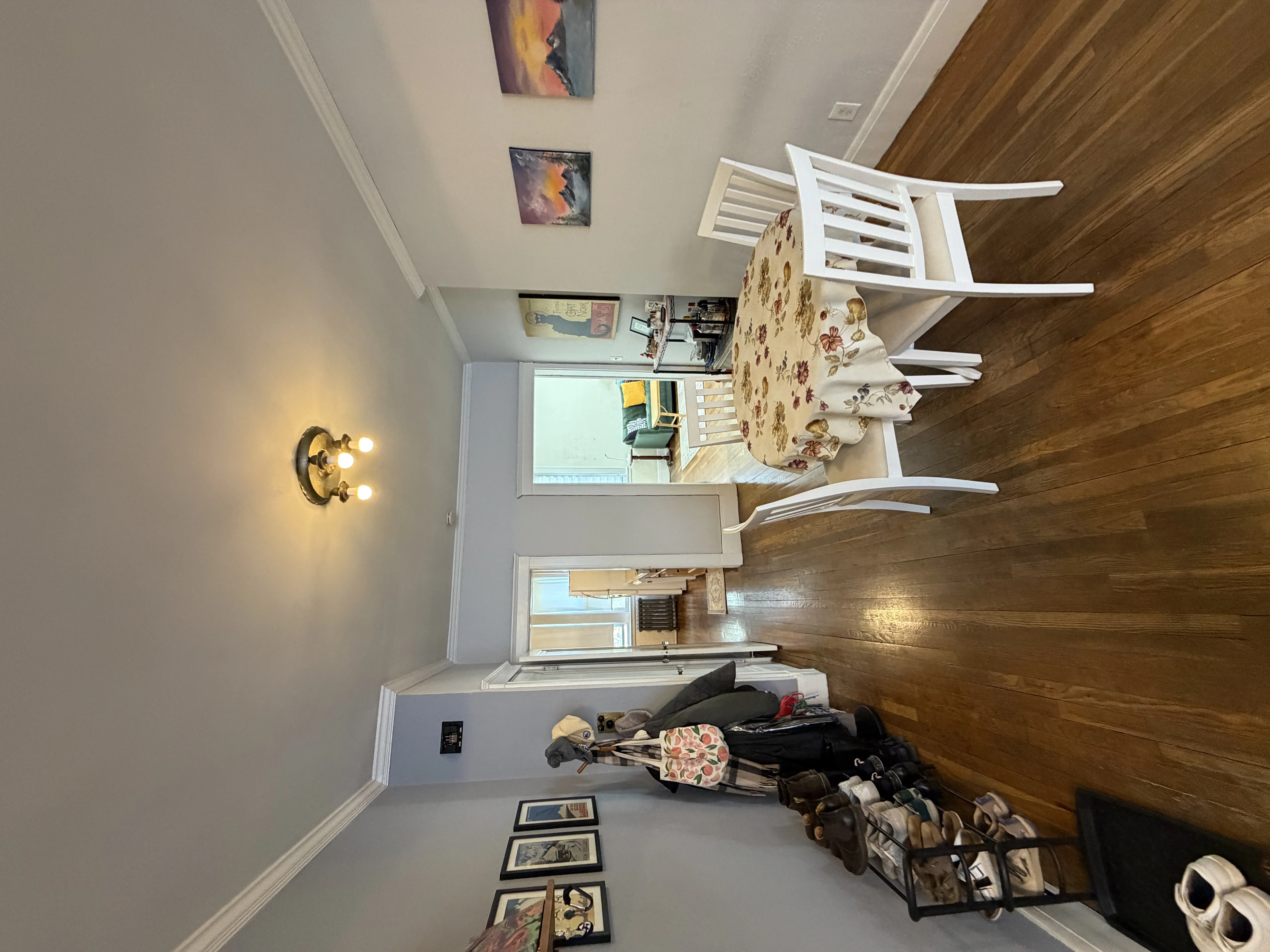 3 bed, 1 bath apartment for rent at 46 Longwood Ave Unit 6, Coolidge Corner — photo 2 of 6
