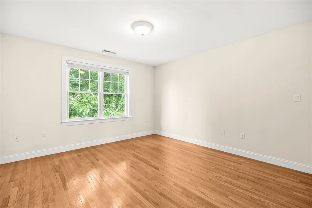4 bed, 2 bath apartment for rent at 46 Loring Ave, Winchester — photo 29 of 41