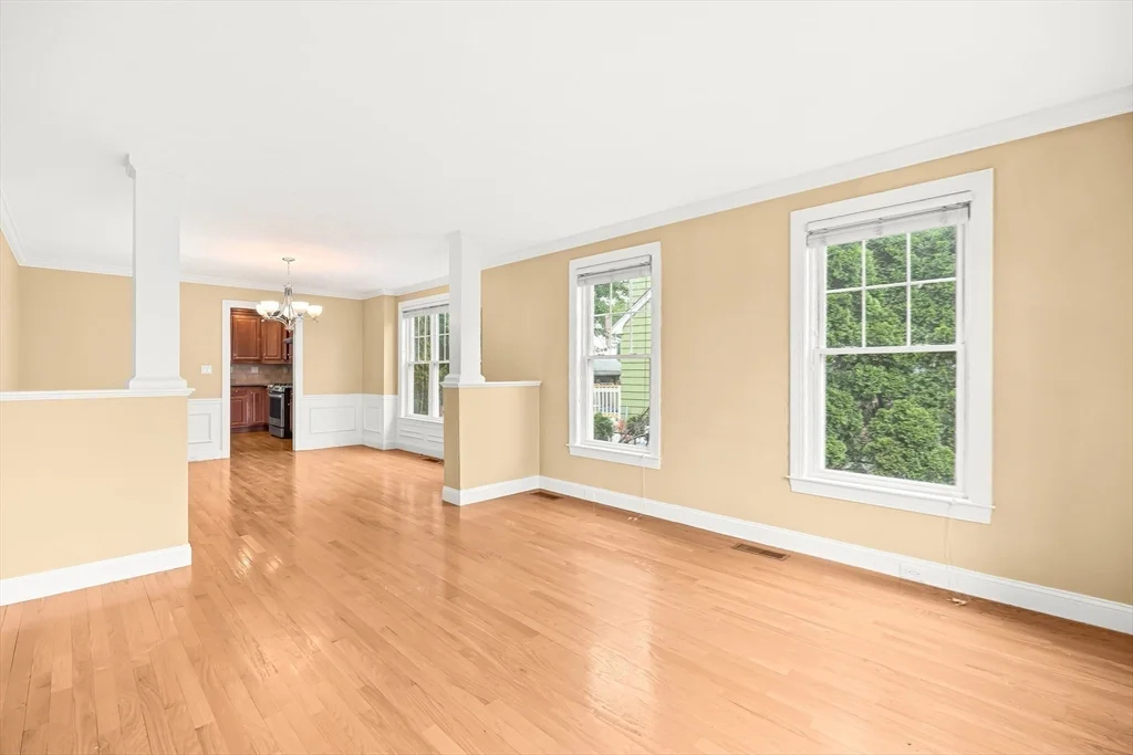 4 bed, 2 bath apartment for rent at 46 Loring Ave, Winchester — photo 15 of 41