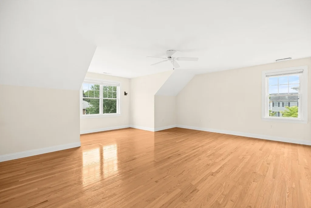 4 bed, 2 bath apartment for rent at 46 Loring Ave, Winchester — photo 20 of 41