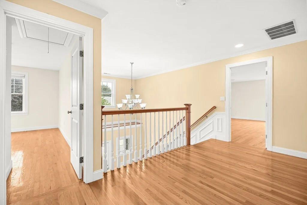 4 bed, 2 bath apartment for rent at 46 Loring Ave, Winchester — photo 19 of 41