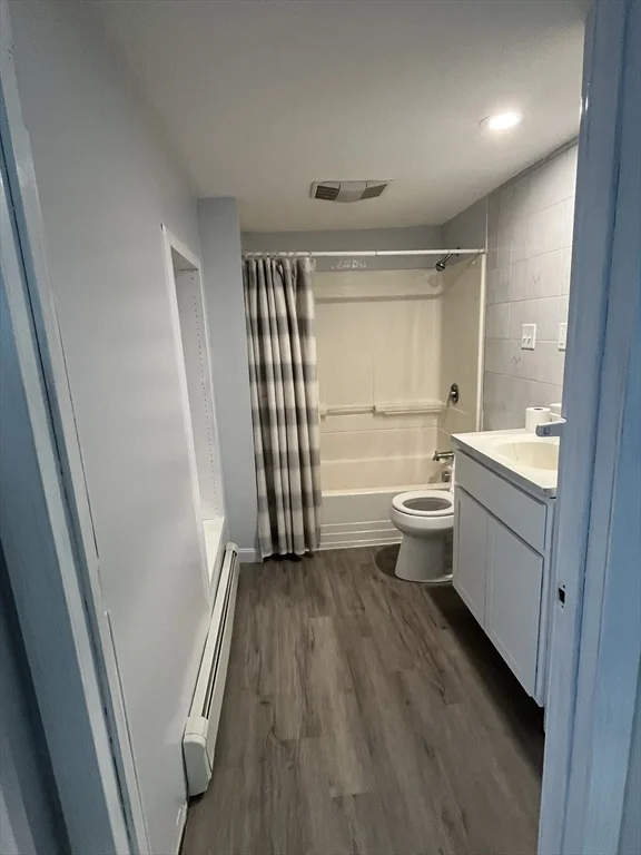 4 bed, 1 bath apartment for rent at 46 Lowell St Unit B, Peabody — photo 2 of 9
