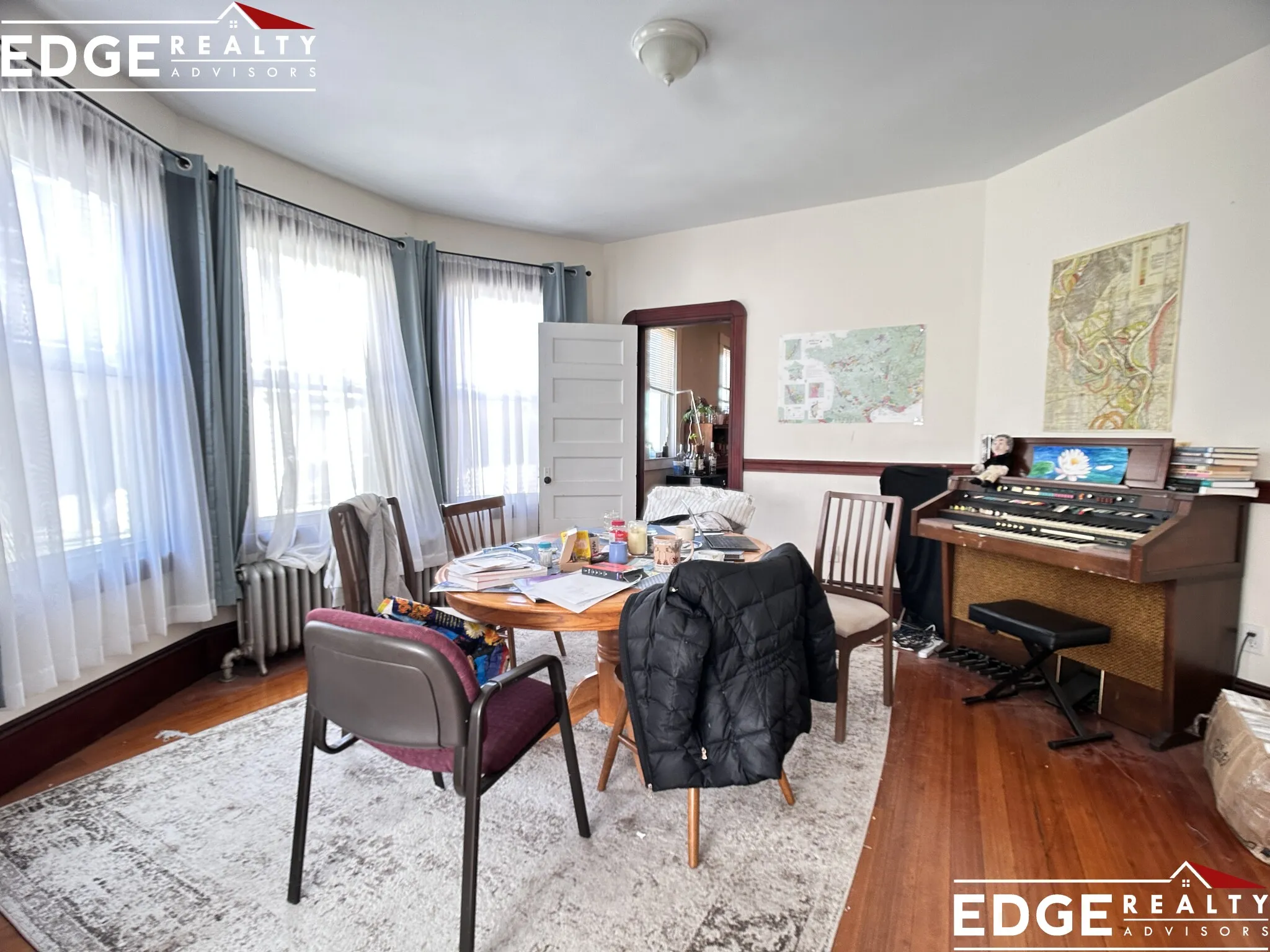 4 bed, 2 bath apartment for rent at 46 Mapleton St Unit 2, Brighton — photo 4 of 10