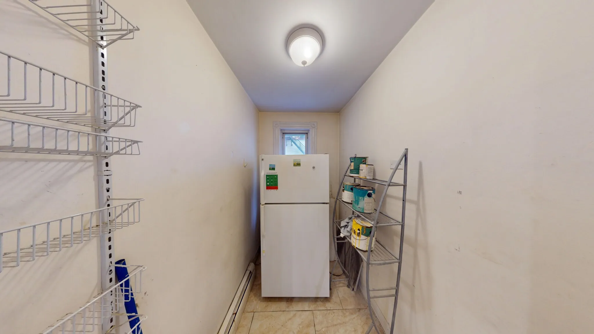 3 bed, 1 bath apartment for rent at 46 Middle St Unit 3, South Boston — photo 3 of 19