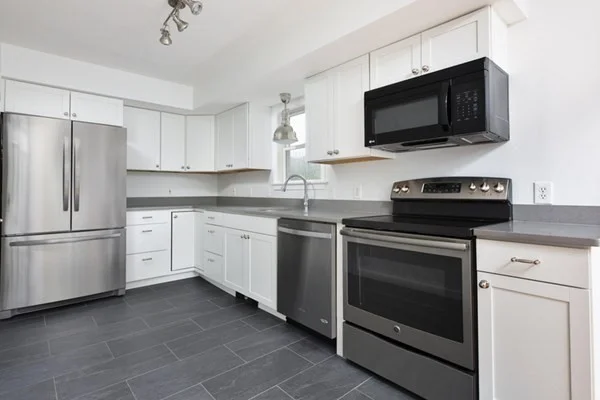 3 bed, 2 bath apartment for rent at 46 Mystic River Rd Unit 0, West Medford