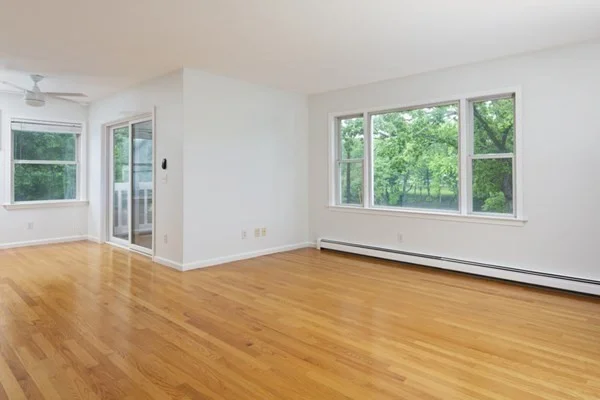 4 bed, 2 bath apartment for rent at 46 Mystic River Rd Unit 46, Medford — photo 3 of 18