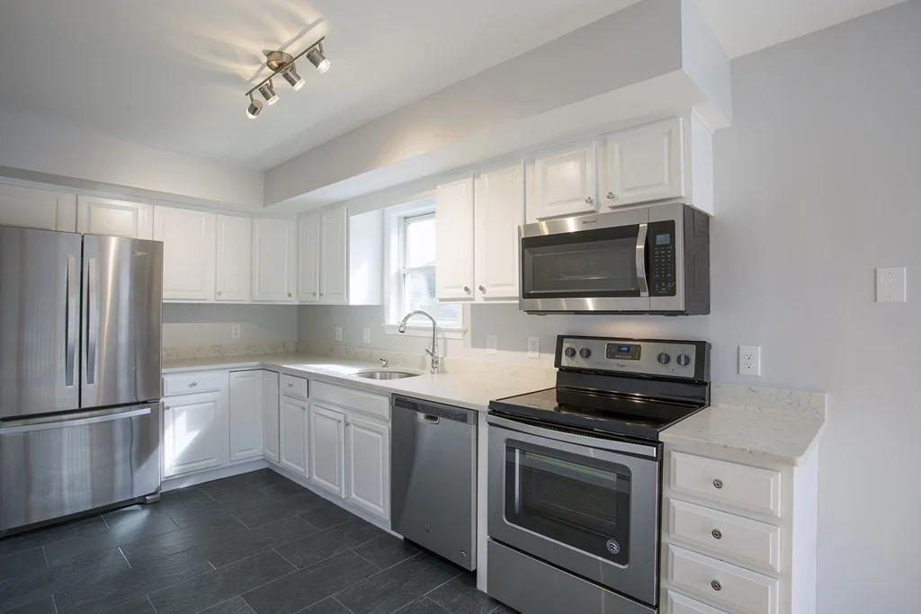 4 bed, 2 bath apartment for rent at 46 Mystic River Rd Unit 46, Medford — photo 1 of 18