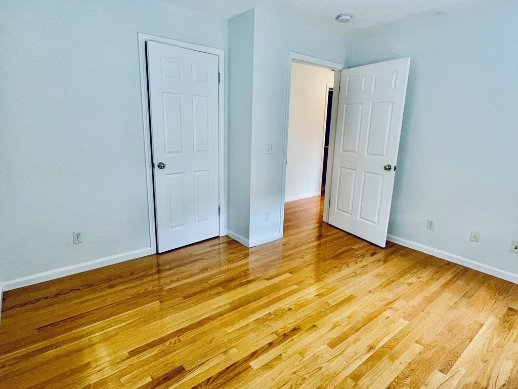 4 bed, 2 bath apartment for rent at 46 Mystic River Rd Unit 46, Medford — photo 12 of 18